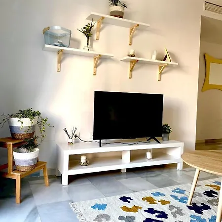 Apartment Apartamento Monfa By Solymar Holiday Torre Del Mar